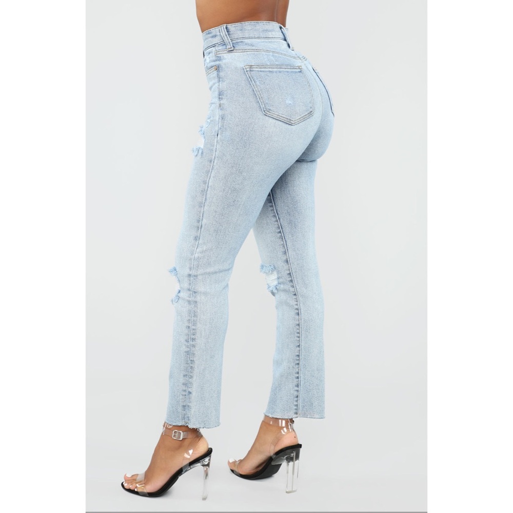 Distressed Mom Jeans - Picture 4 of 9